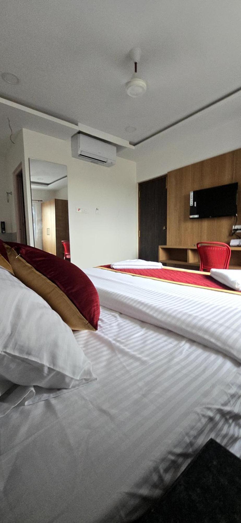 Shreem Sesha Sai Residency Hotel Tiruvannamalai Luaran gambar